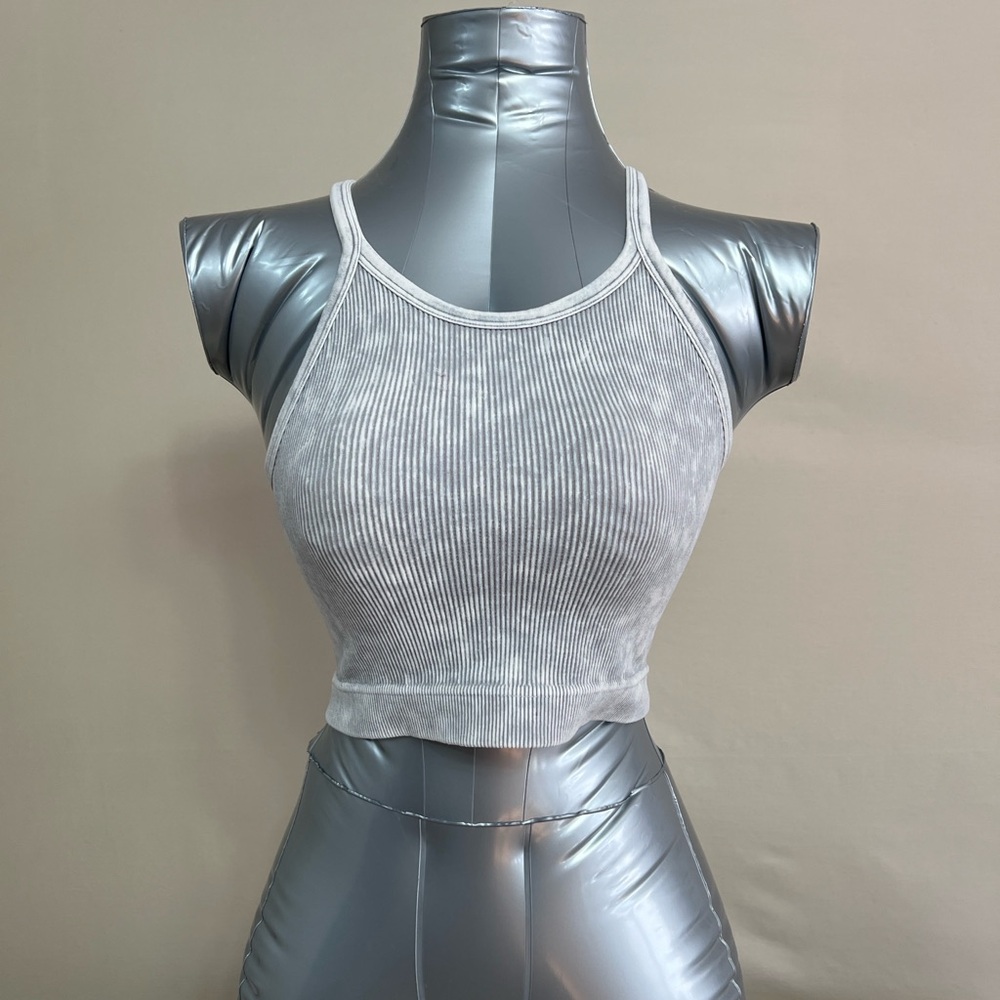 Zenana Outfitters Light Gray Ribbed Crop Top